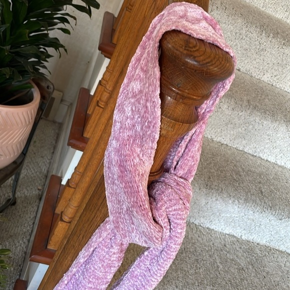 Nordstrom Bubblegum Pink Cozy Soft Fringe Scarf - Picture 3 of 9